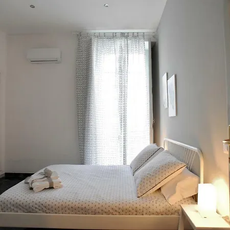 Maison Bed and Breakfast 3*